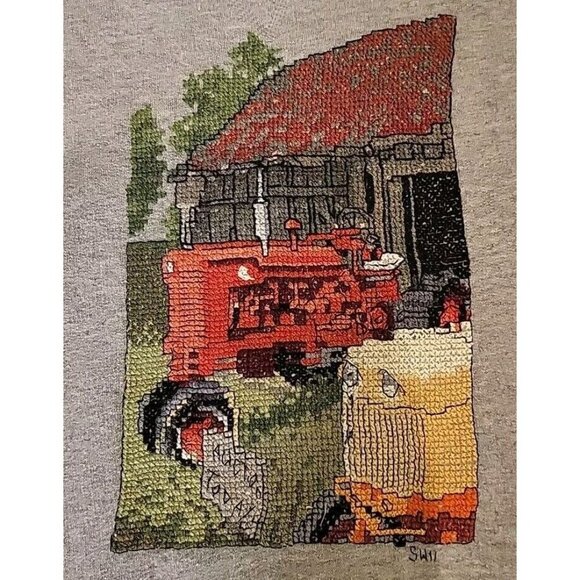 Fruit Of The Loom XL Embroidered Farm Tractor Barn Pullover Sweatshirt Vintage - Picture 2 of 10